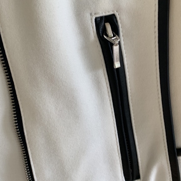 INC International Concepts ivory ponte’ and black faux leather fitted jacket. - Picture 5 of 5